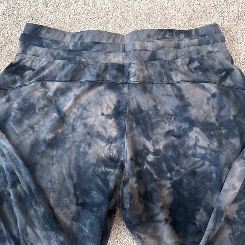 Lululemon align Tie-Dye Joggers - Picture 3 of 4